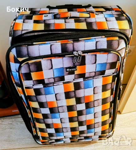 Използван мек куфар ESTIL, среден, 72/45/30-35см с разширител