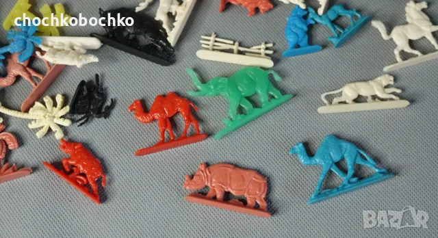100 бр. Лот Стари играчки Детска играчка фигурки животни слон,камила и др., снимка 2 - Колекции - 47837240