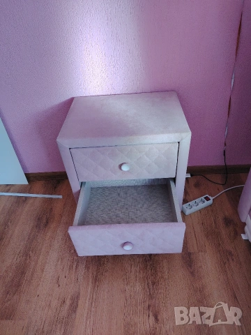 Нощно шкафче "Bamby Pinky" , снимка 4 - Шкафове - 53840428