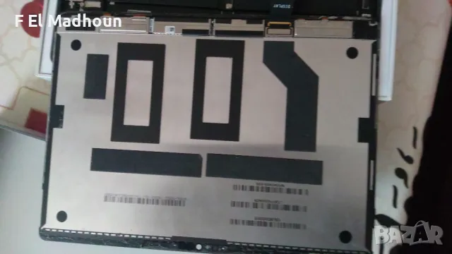 Surface pro x LTE, defect, снимка 3 - Лаптопи за дома - 49181351