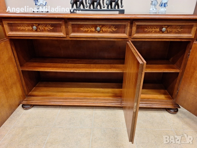 Луксозен комод, скрин, шкаф с богата Интарзия , снимка 3 - Шкафове - 52818498