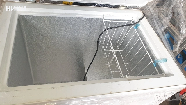 продавам фризер 150 литра работещ на 12 24 волта и 220 в., снимка 2 - Хладилници - 53636164