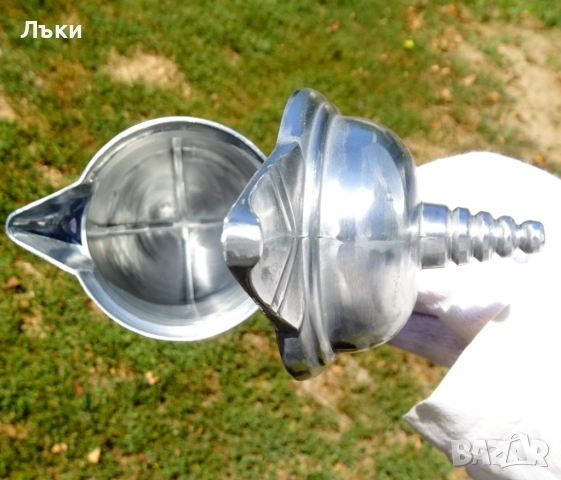 Кана от калай,калаена кана с капак,средновековен дизайн. , снимка 2 - Антикварни и старинни предмети - 51515248