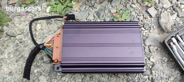 Субуфер 8E9 035 382 A Усилвател BOSE Audi A4 B6 Avant - 130лв, снимка 5 - Части - 49636190