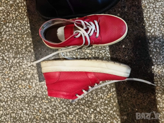 черни боти +червени кожени кецове, снимка 3 - Дамски боти - 52552870