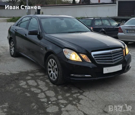 на части Mercedes W212 2011г. Е200, снимка 4 - Автомобили и джипове - 56321235