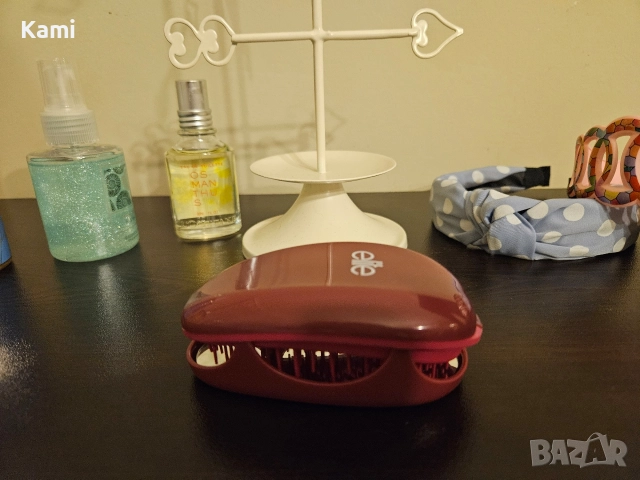 Парфюми води, стойка за бижута и др. , снимка 4 - Други - 52837623