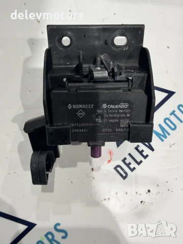 282122683R усилвател за антена от Dacia Logan 3 1.0 TCe, 2024 г.