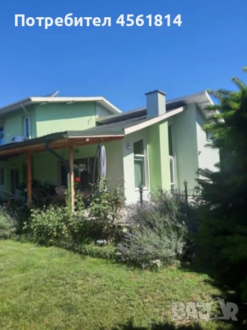 НОВА, ДВУЕТАЖНА, ОБЗАВЕДЕНА КЪЩА С ДВОР В С.БРЕСТНИК, снимка 13 - Къщи - 51838269