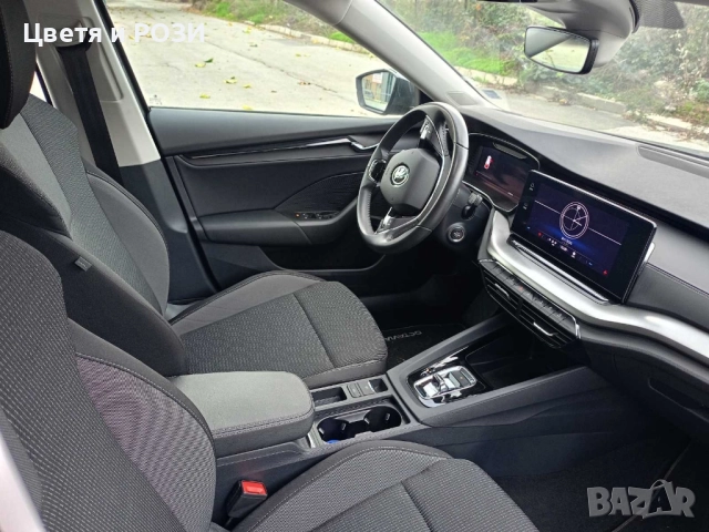 Skoda OCTAVIA 2023 г, снимка 5 - Автомобили и джипове - 52394724