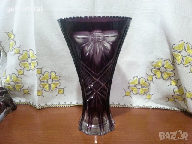 Кристална ваза цветен лилав кристал , снимка 3 - Антикварни и старинни предмети - 41846561