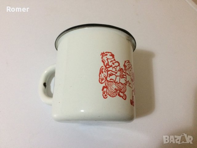  Туристическо емайлирано канче «Малыш и Карлсон» Сделано в СССР , снимка 2 - Антикварни и старинни предмети - 33493670