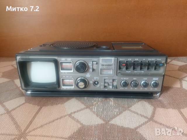 Стар радио касетофон TV Sharp 5p-27g, снимка 1 - Радиокасетофони, транзистори - 40322953