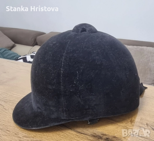 Дамски каски за конна езда., снимка 9 - Други спортове - 52193019