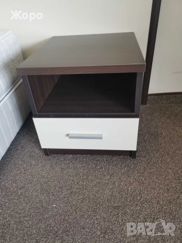 Продаваме нощни шкафчета , снимка 4 - Шкафове - 52128205