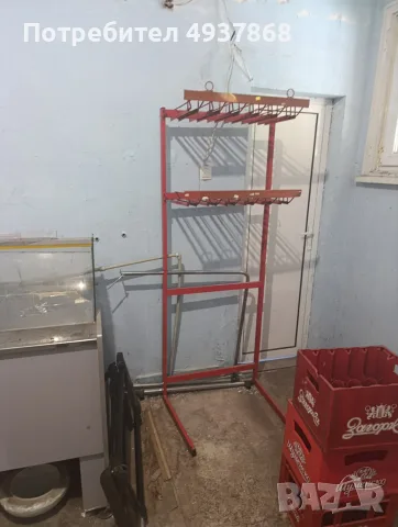 Шкафове, рафтове, етажерки  