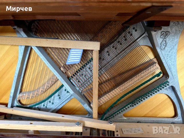 Руско класическо пиано Беларусь, снимка 8 - Пиана - 52773134