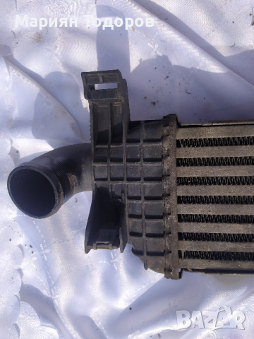 Интеркулер Volvo V50 S40 C30, снимка 4 - Части - 44659286