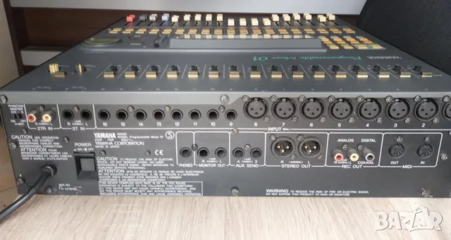 Японски дигитален пулт -миксер,YAMAHA, снимка 2 - Ресийвъри, усилватели, смесителни пултове - 56235689