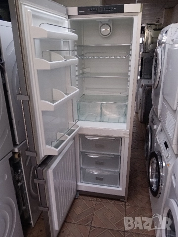 Иноксов комбиниран хладилник с фризер Liebherr с 2 години гаранция!, снимка 6 - Хладилници - 52396526
