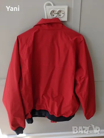 Мъжкото червено яке Lands' End Classic Squall Jacket, снимка 4 - Якета - 56226910