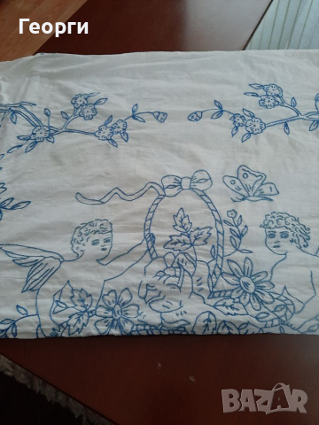 Бродирана калъфка с ангелчета