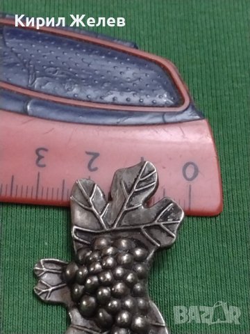 Метална брошка Грозд върху листо пластика много красив дизайн 26236, снимка 9 - Други - 40426226