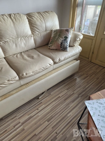 Ъглов кожен диван , снимка 3 - Дивани и мека мебел - 52556259