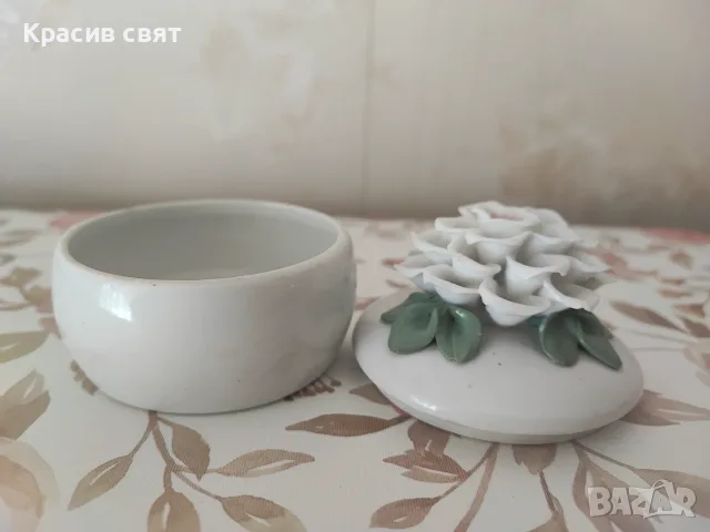 Кутийка за бижута, снимка 2 - Подаръци за жени - 55966830
