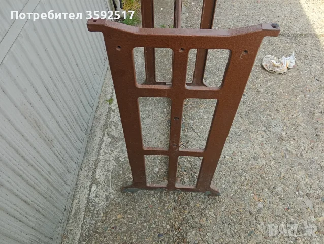 Стара шевна машина Сингер с две стойки, снимка 9 - Шевни машини - 56400926