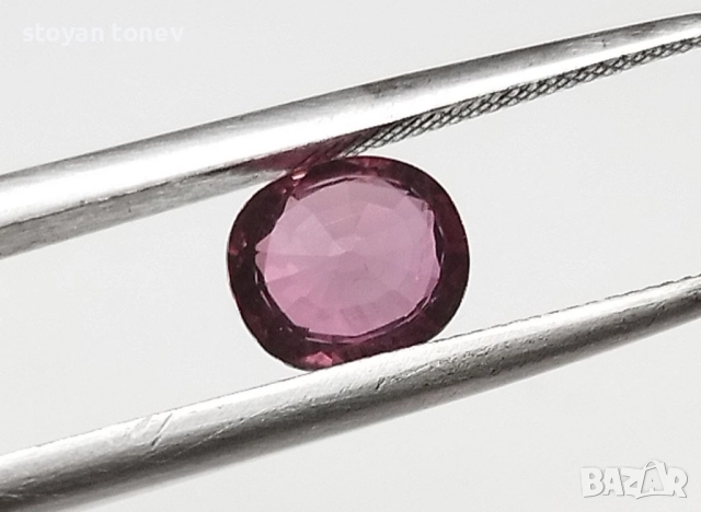 Блестящ сапфир с VVS чистота 0.89кт.! Сертифициран! Нов!, снимка 10 - Други - 52326619