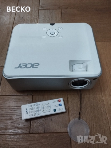 Проектор Acer H7532BD Full HD, снимка 2 - Плейъри, домашно кино, прожектори - 52915601