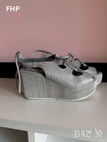 Дамски летни сандали на платформа