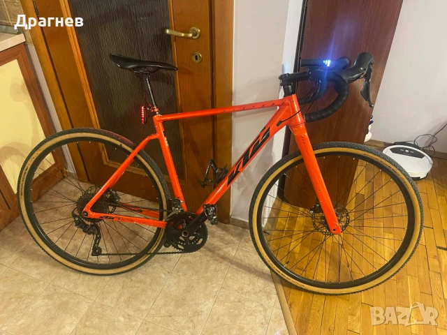 Алуминиев гравел велосипед KTM X-STRADA 720 размер M с карбонова вилка