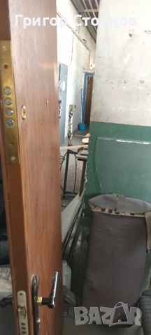 Продавам входна метална врата, снимка 2 - Входни врати - 52886806