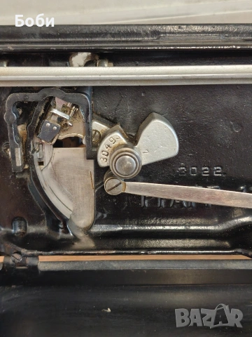 Стара шевна машина Pfaff , снимка 4 - Антикварни и старинни предмети - 53834882