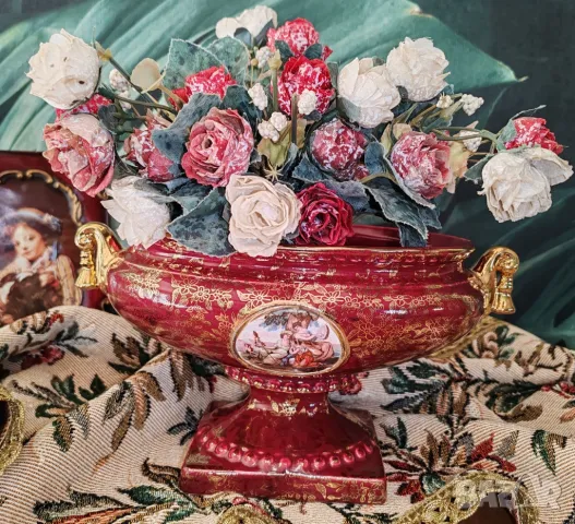 Ръчно рисувана порцеланова фруктиера на пиедестал около1930г, снимка 4 - Колекции - 48828009