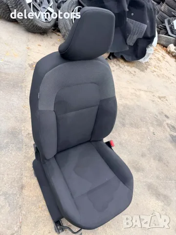 Предна дясна седалка с airbag от Dacia Sandero 3 1.0 TCe ECO-G, двигател H4DF480, 101 кс., 2025 г., снимка 2 - Части - 56012525
