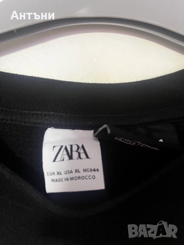 Черна блуза с дълъг ръкав и с надпис на гърба на блузата, снимка 3 - Блузи с дълъг ръкав и пуловери - 52870404