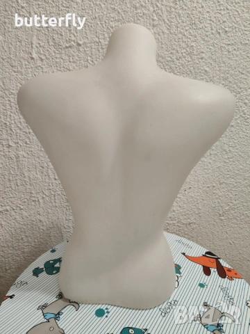 Дамски манекен торс, снимка 3 - Манекени - 53595499