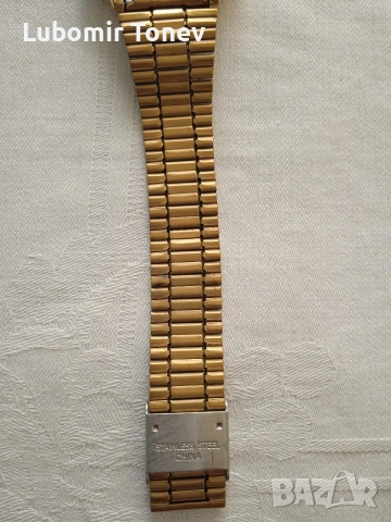 Продавам часовник, снимка 4 - Мъжки - 53689186