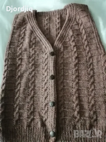 Ръчно плетени елеци, снимка 11 - Други - 46721257