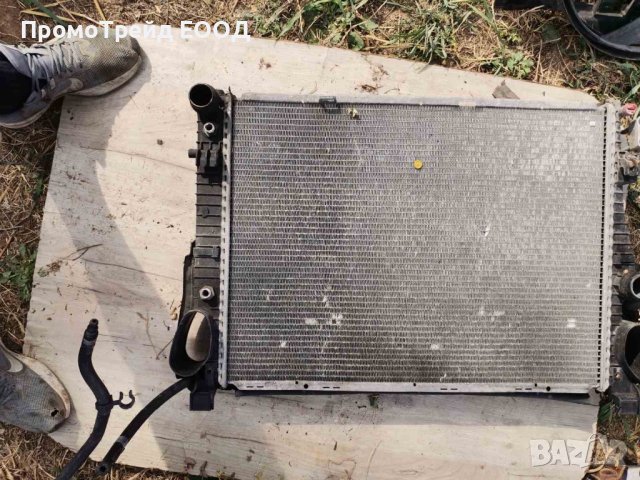 Воден радиатор водно охлаждане Мерцедес С320 ЕС320 Mercedes W220 S320 CDI BEHR A2205050388 46177-01 , снимка 3 - Части - 42358003