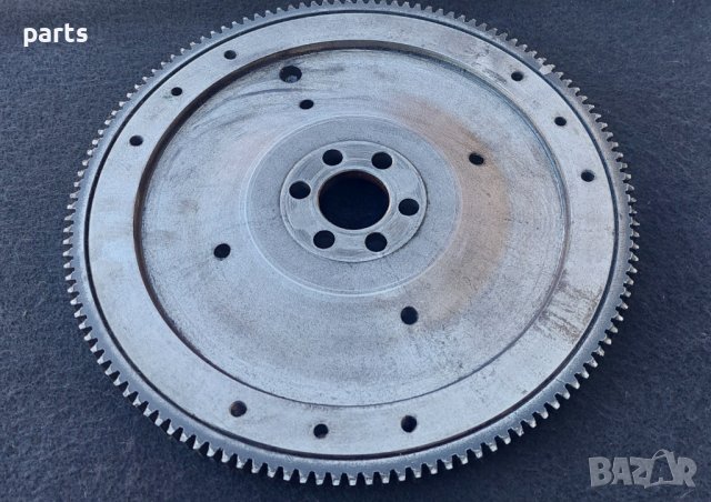Маховик Лада 7ца 2101 - 2107 ВАЗ N, снимка 2 - Части - 39669109