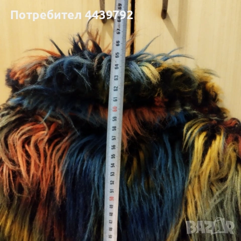 Късо дамско кожухче,запазено., снимка 4 - Якета - 53368239