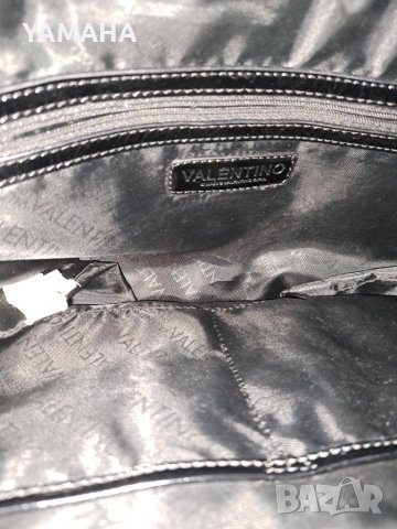 Valentino  Дамска  Чанта , снимка 3 - Чанти - 41671787