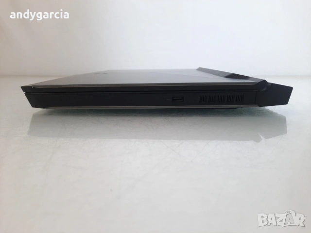 Dell Alienware 17 R4/Intel Core i7-7820HK/NVidia GTX 1080 8GB 200W/16GB RAM/512GB SSD/QHD IPS 120hz, снимка 8 - Лаптопи за игри - 53535131