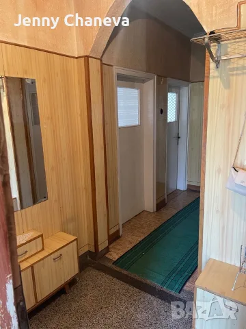 Продава ТРИСТАЕН с гараж в гр. Карнобат, снимка 9 - Апартаменти - 56237009