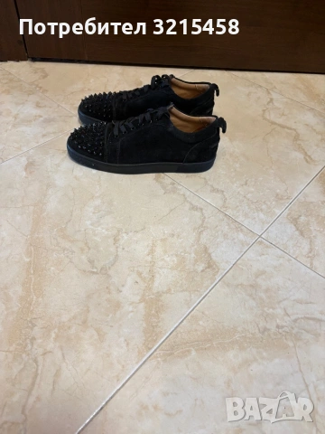 Обувки на Christian Louboutin