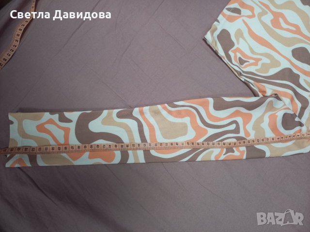 Дамска къса блуза, размер S, снимка 2 - Блузи с дълъг ръкав и пуловери - 42237752